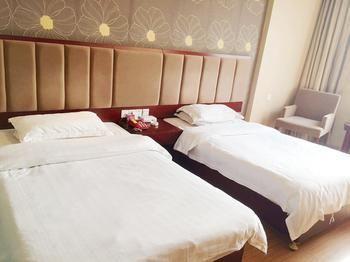 Danfengbailu Business Hotel หนานชาง ภายนอก รูปภาพ